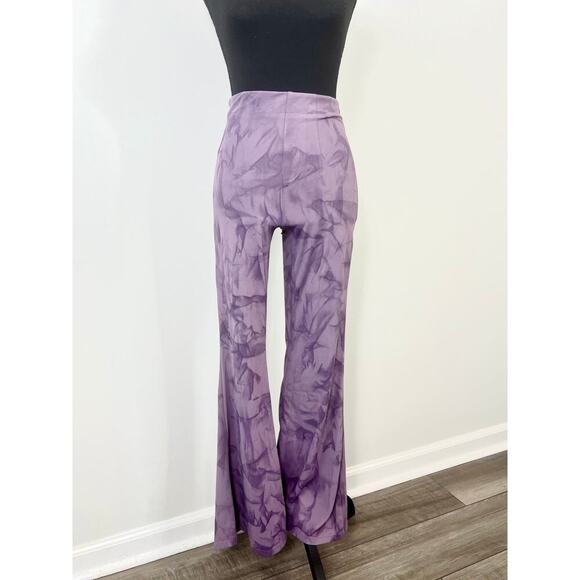 Halara Softlyzero High Waisted Yoga Flare Leggings Frost Purple Tie Dye Small - Picture 2 of 3
